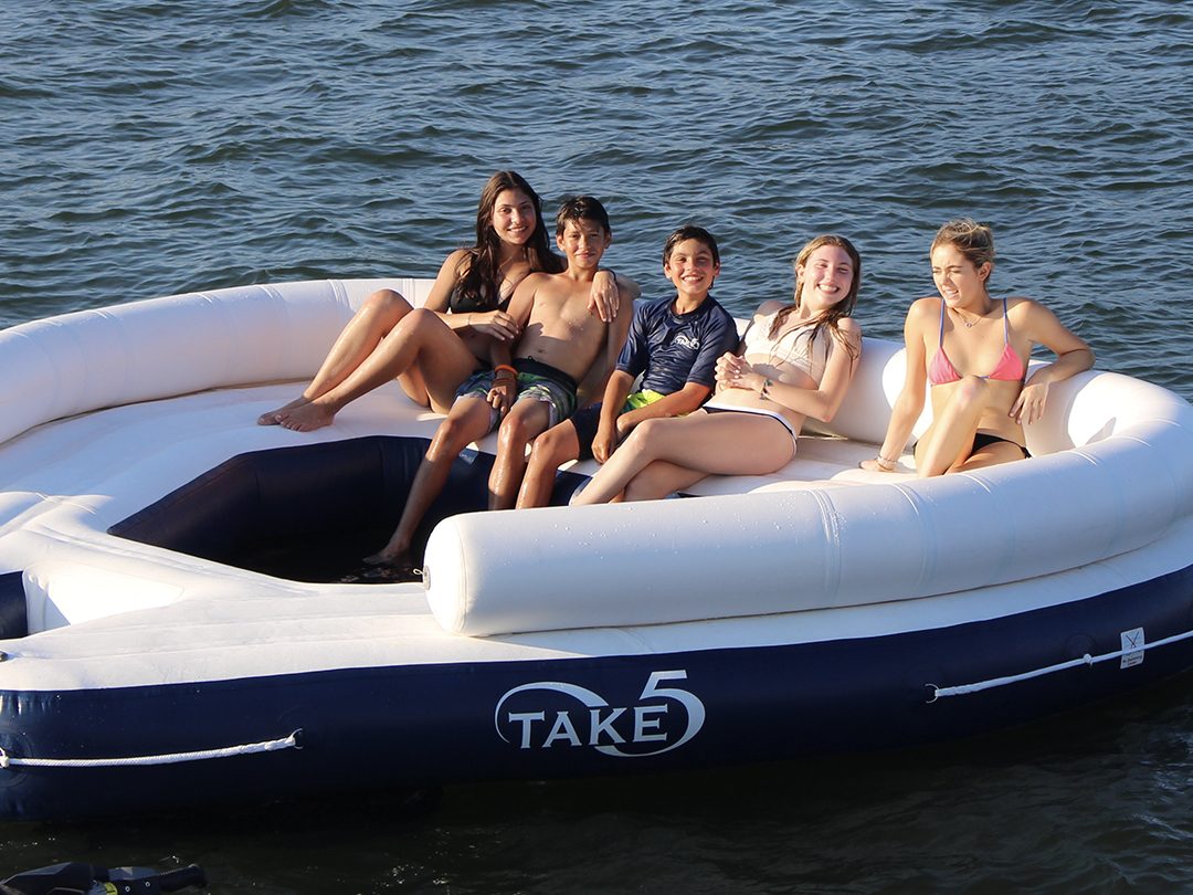 FunAir Floating Oasis
