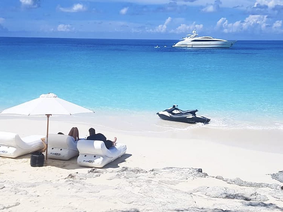 FunAir Superyacht Beach Loungers