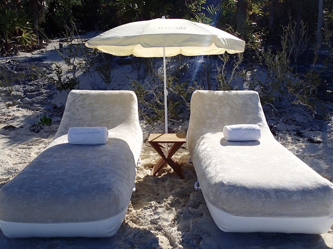 FunAir Superyacht Beach Loungers