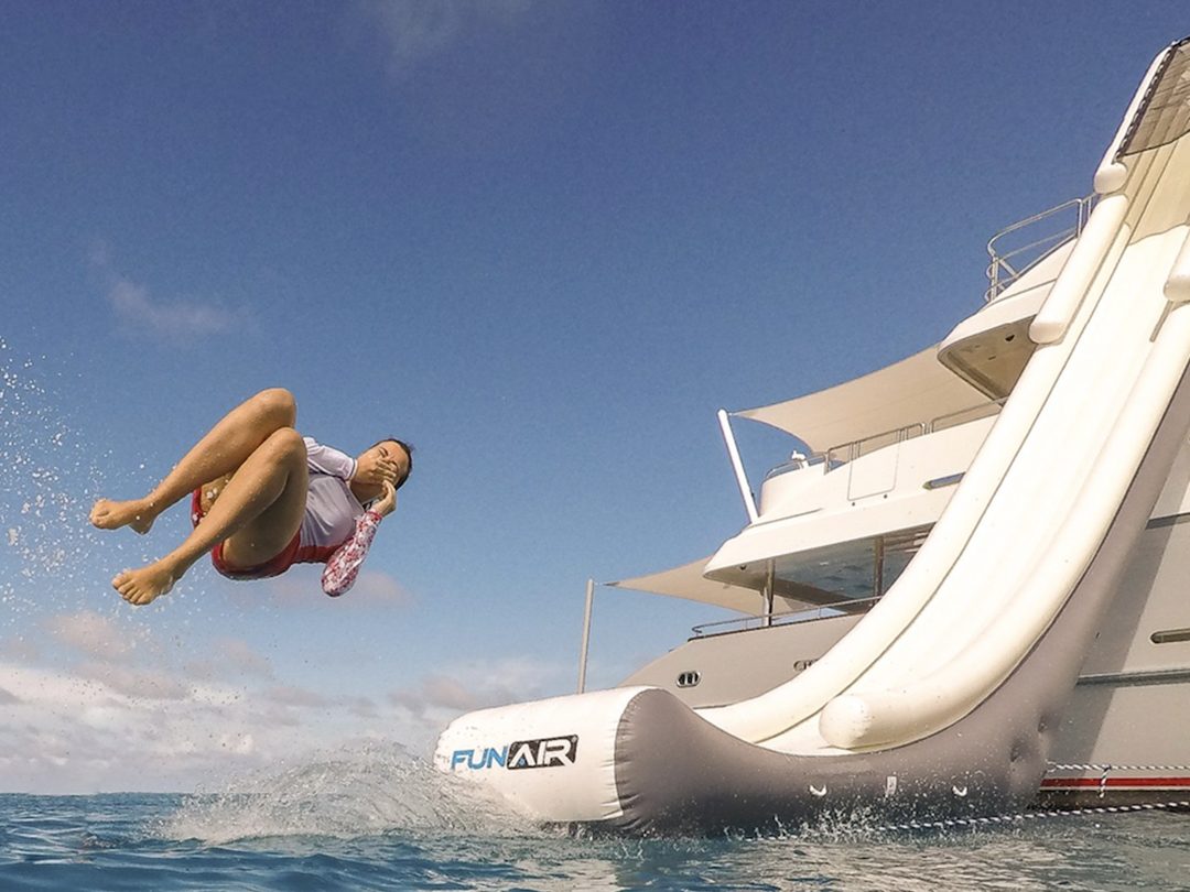 Hanger Extreme Yacht Slide