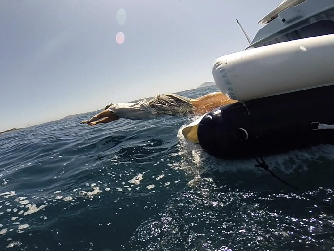 Self Lifting Yacht Slides
