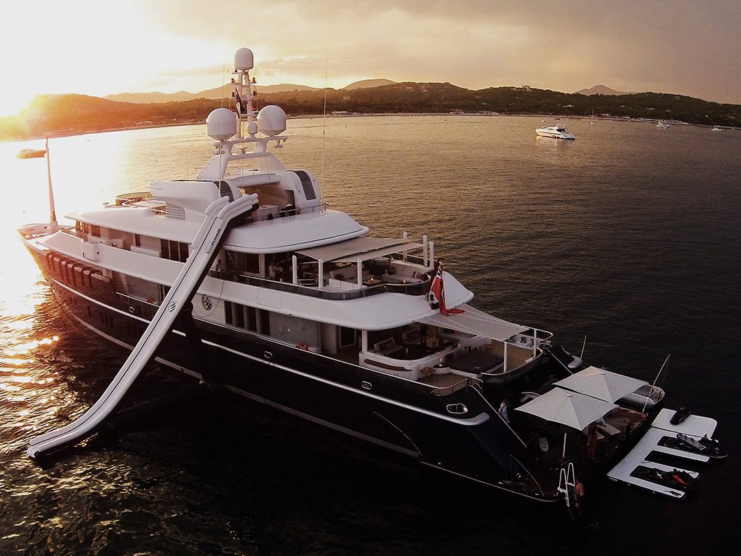 Self Lifting Yacht Slides