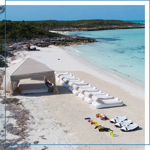 Superyacht Inflatables Superyacht Loungers beach set up