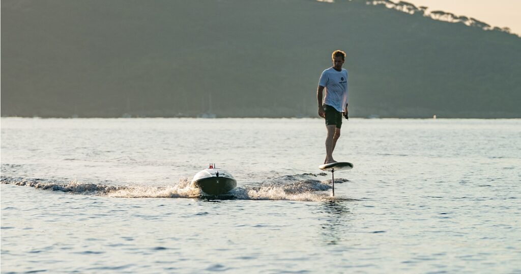Charter superyacht guest using a Takuma eTow luxury water toy
