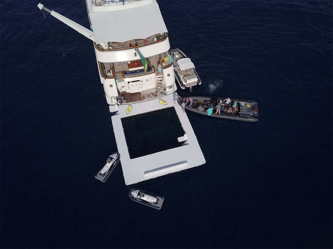 Sea-Pool-on-charter-superyacht-Nika-K-II