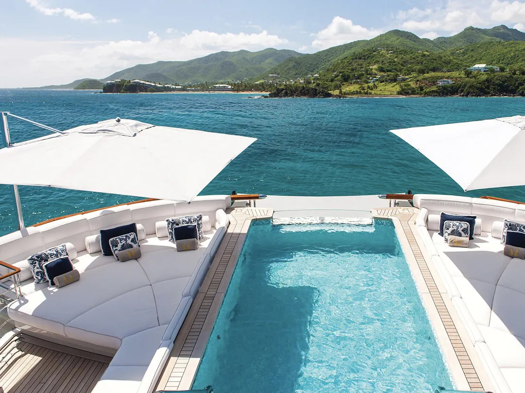 TUUCI Single Cantilever parasols