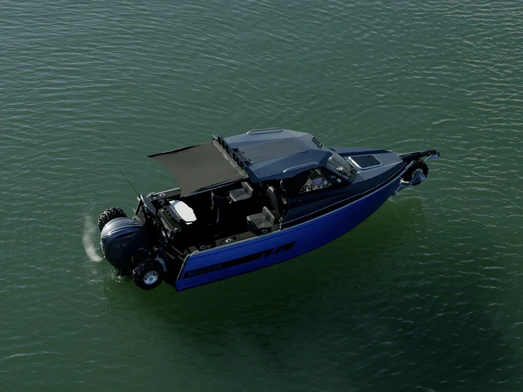 FunAIr MoreFun Sealegs tender in the ocean