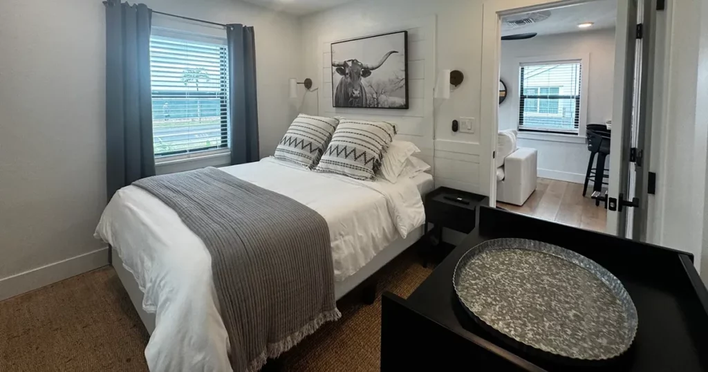 Cracker Cow Cottage master bedroom