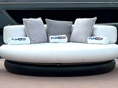 Club Chaise