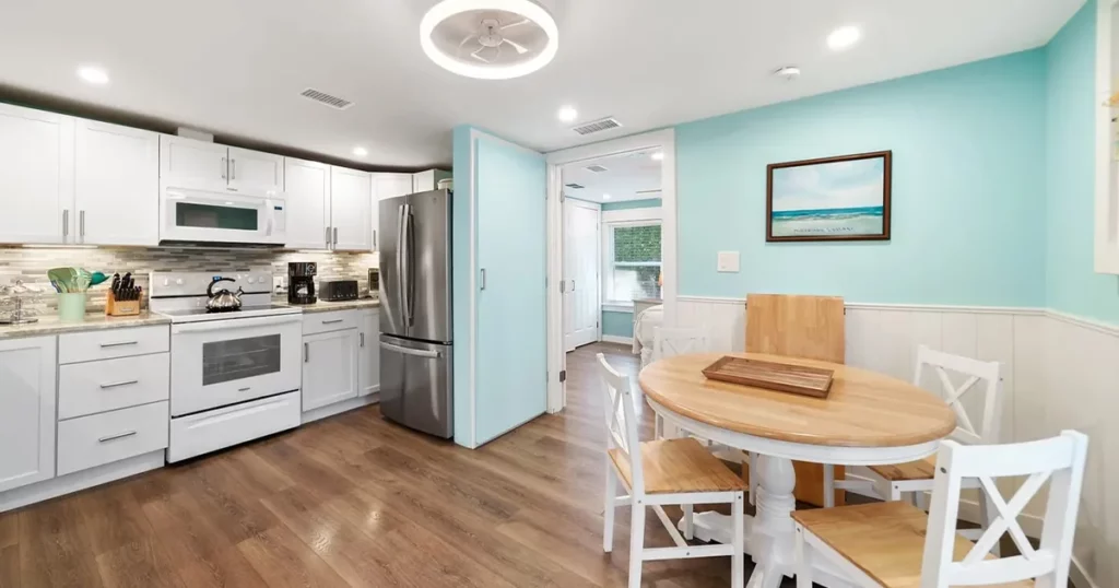 Hideaway Cottage kitchen diner