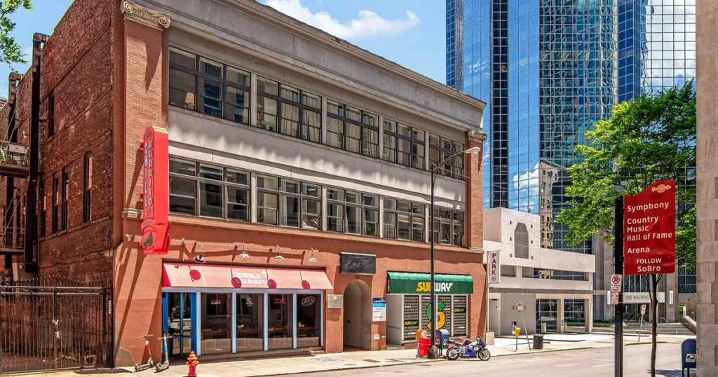The Willie Loft external