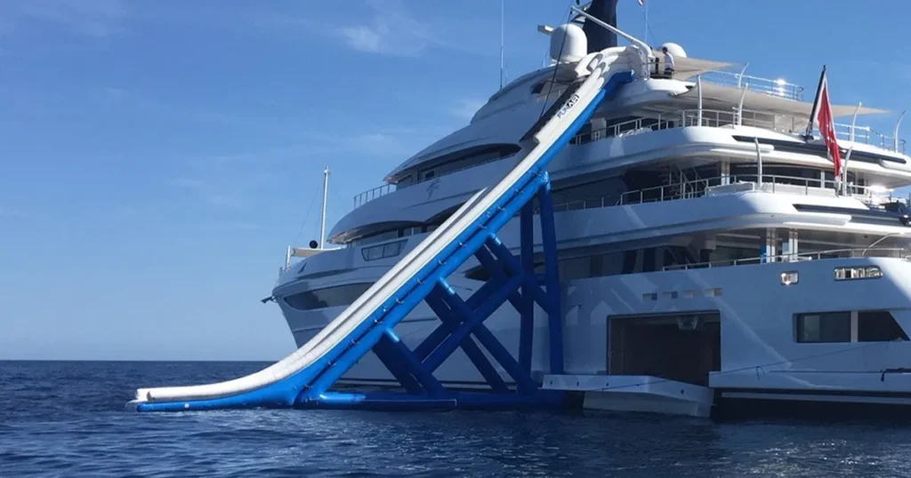 Self Lifting Yacht Slides