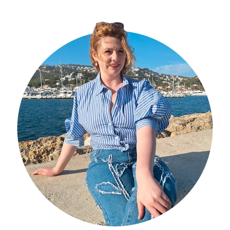 FunAir Ambassador and Superyacht Nanny Ella Peters